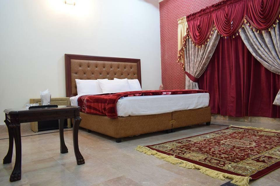 Royal Emirates Residence Abbottabad Zewnętrze zdjęcie